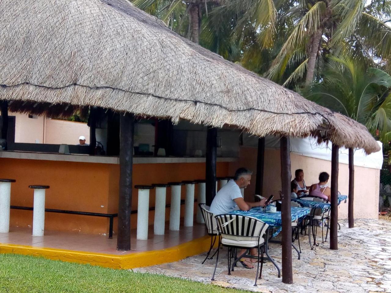 Grand Royal Lagoon Cancún Exterior foto